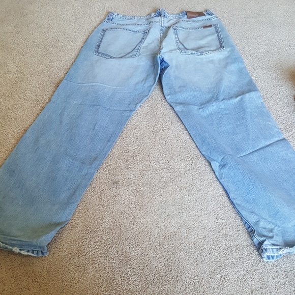 Light blue jeans - Picture 2 of 4